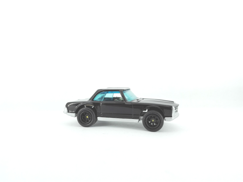 Illustration for article titled Restomod Pagoda - Well, I did it